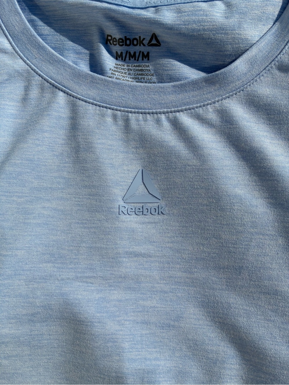 Reebok Women's Light Blue Athletic Tank top - Picture 5 of 6